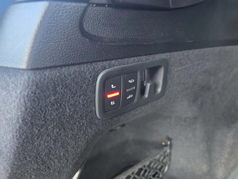 Audi SQ7 ЛИЗИНГ БАРТЕР ФУЛЛ ЕКСТРИ, снимка 9 - Автомобили и джипове - 52893134