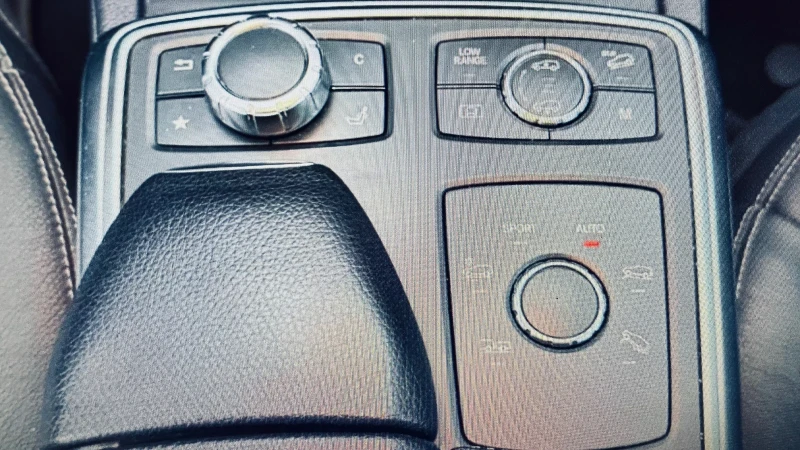 Mercedes-Benz GLS 350, снимка 12 - Автомобили и джипове - 53105816