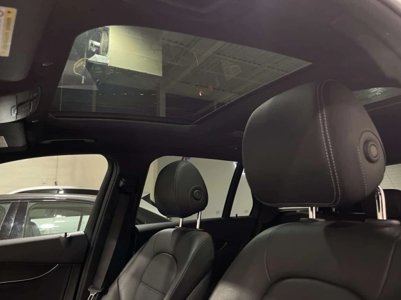 Mercedes-Benz GLC * GLC300 4MATIC * CARFAX * БЕЗ ПЪРВОНАЧАЛНА ВНОСКА, снимка 15 - Автомобили и джипове - 53145623