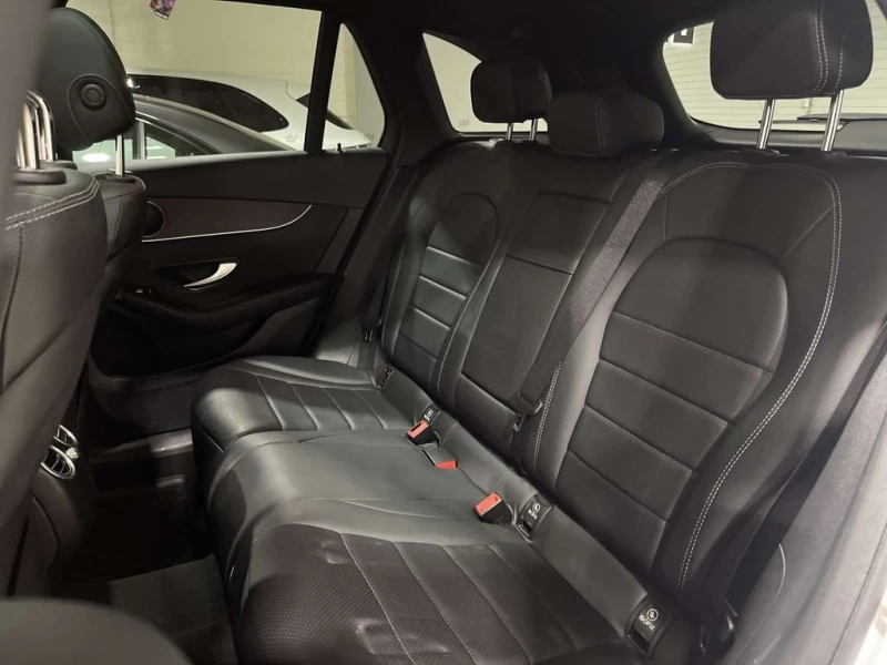Mercedes-Benz GLC * GLC300 4MATIC * CARFAX * БЕЗ ПЪРВОНАЧАЛНА ВНОСКА, снимка 16 - Автомобили и джипове - 53145623