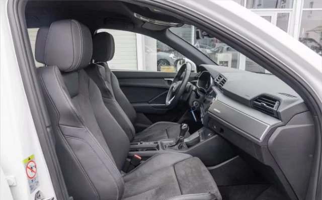 Audi Q3 45TFSIe/S-LINE/245HP/MATRIX/S-TRON./ACC/KLESS/836f | Mobile.bg   13