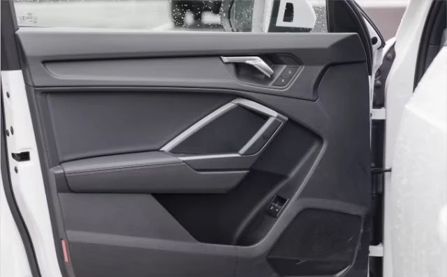 Audi Q3 45TFSIe/S-LINE/245HP/MATRIX/S-TRON./ACC/KLESS/836f | Mobile.bg   14