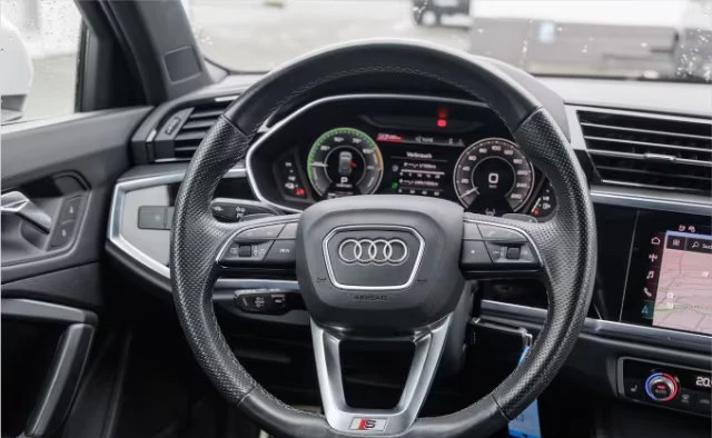 Audi Q3 45TFSIe/S-LINE/245HP/MATRIX/S-TRON./ACC/KLESS/836f - изображение 9