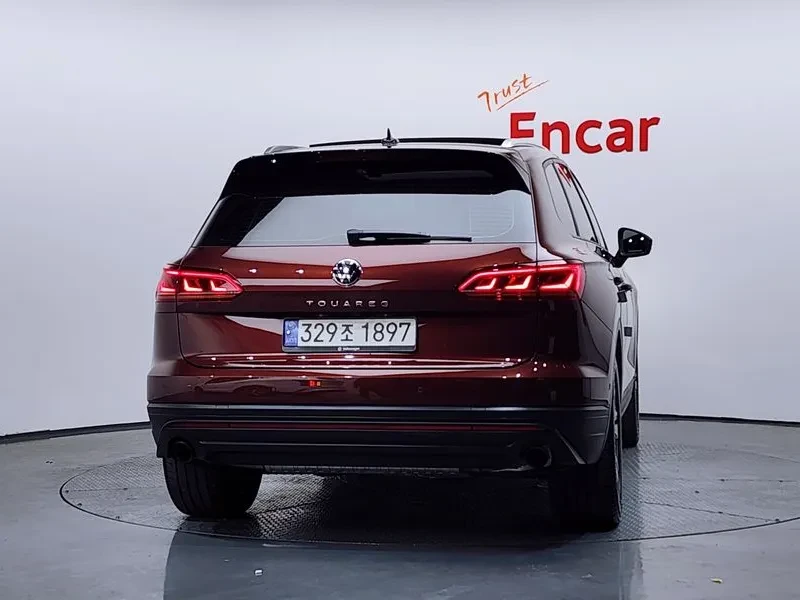 VW Touareg 3.0TDI PREMIUM, снимка 4 - Автомобили и джипове - 55925771
