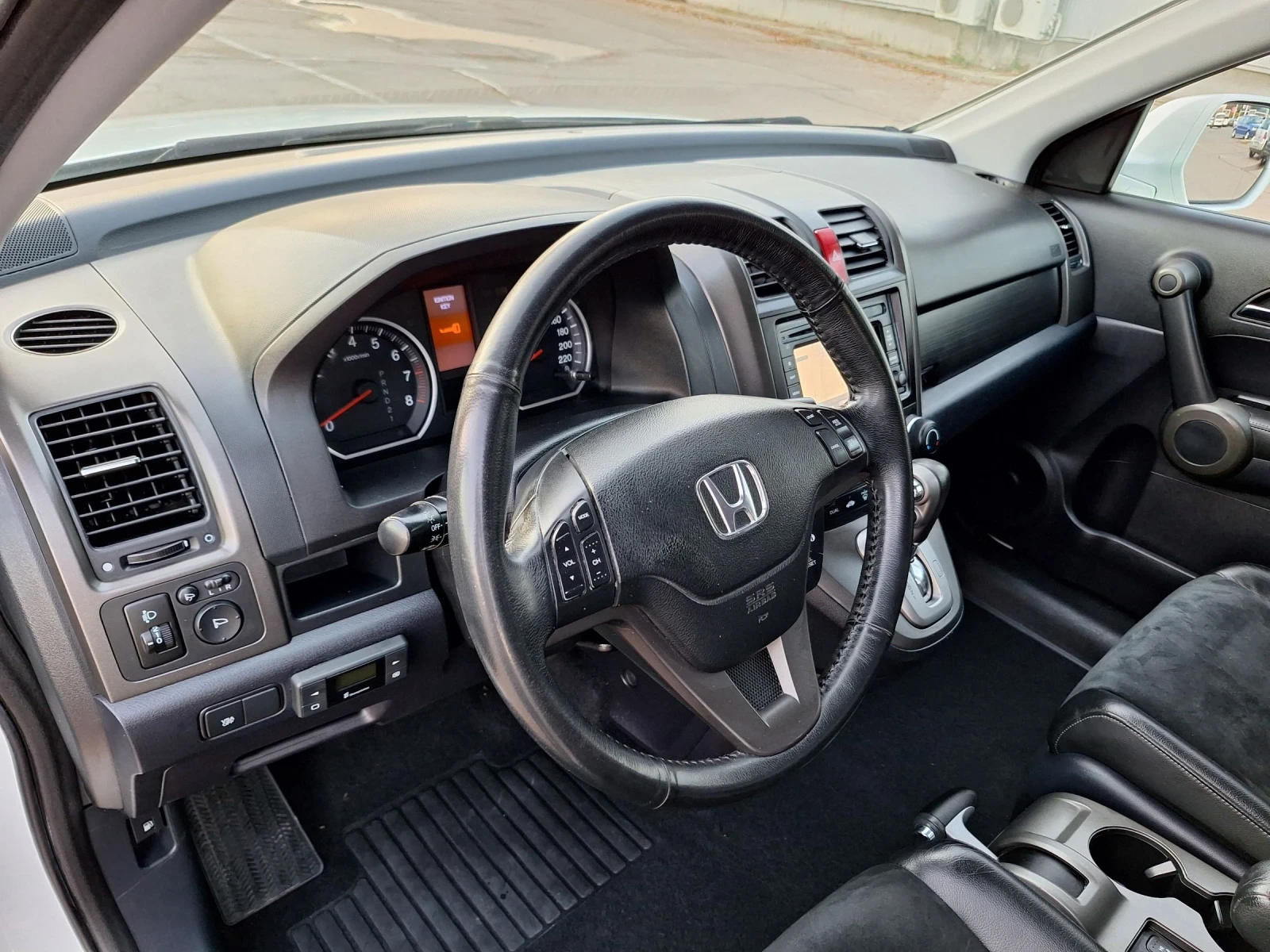 Honda Cr-v 2.0-150КС. НАВИ-КОЖА-ПОДГРЕВ-ПЕЧКА - изображение 7