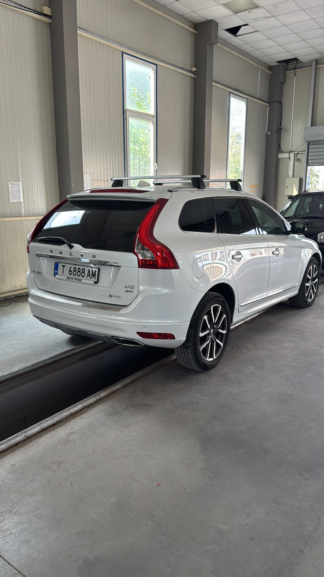 Volvo XC60 D5  - изображение 2