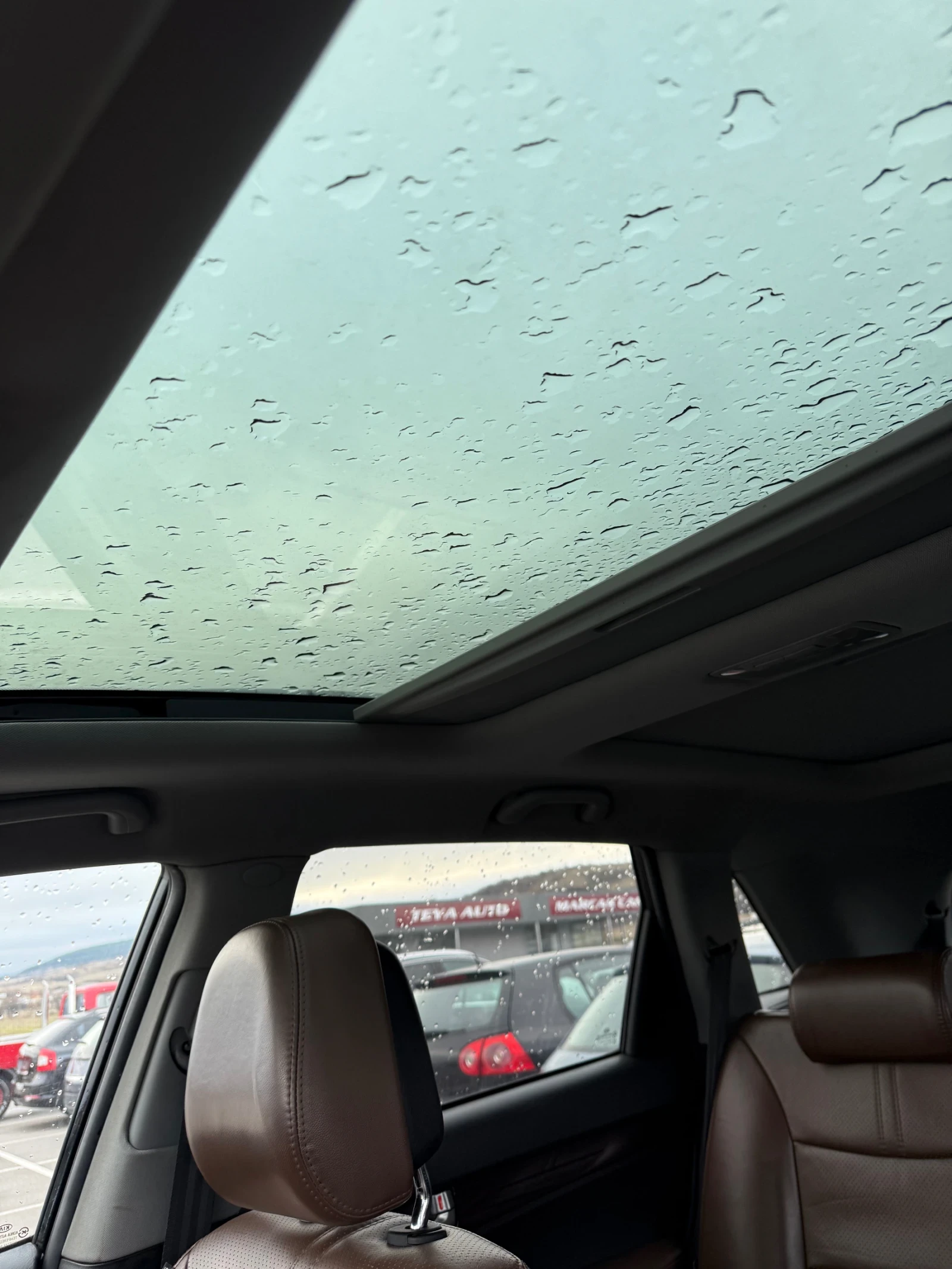 Kia Sorento 2.2CRDI * 7 МЕСТА* КОЖА * ШИБИДАХ *  - изображение 10