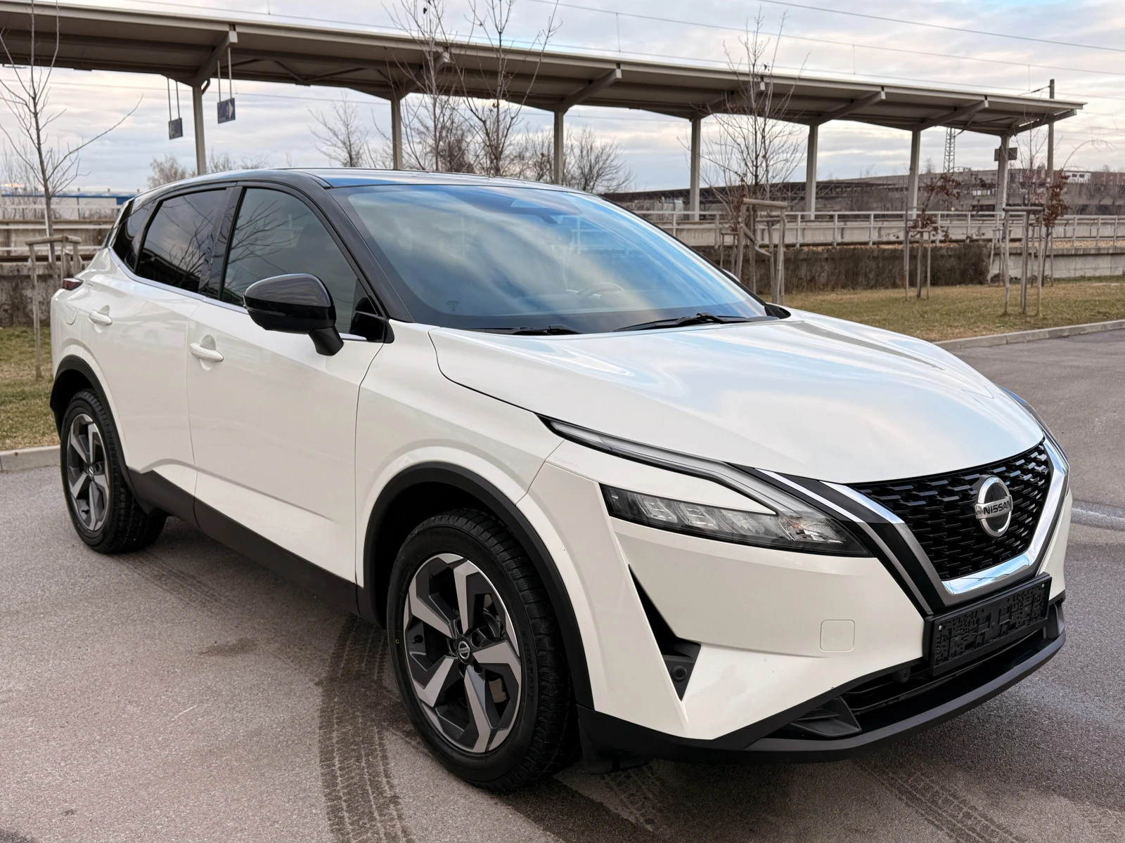 Nissan Qashqai 1.3i* 360 CAMERA* DIGITAL* 48000км*  - изображение 3