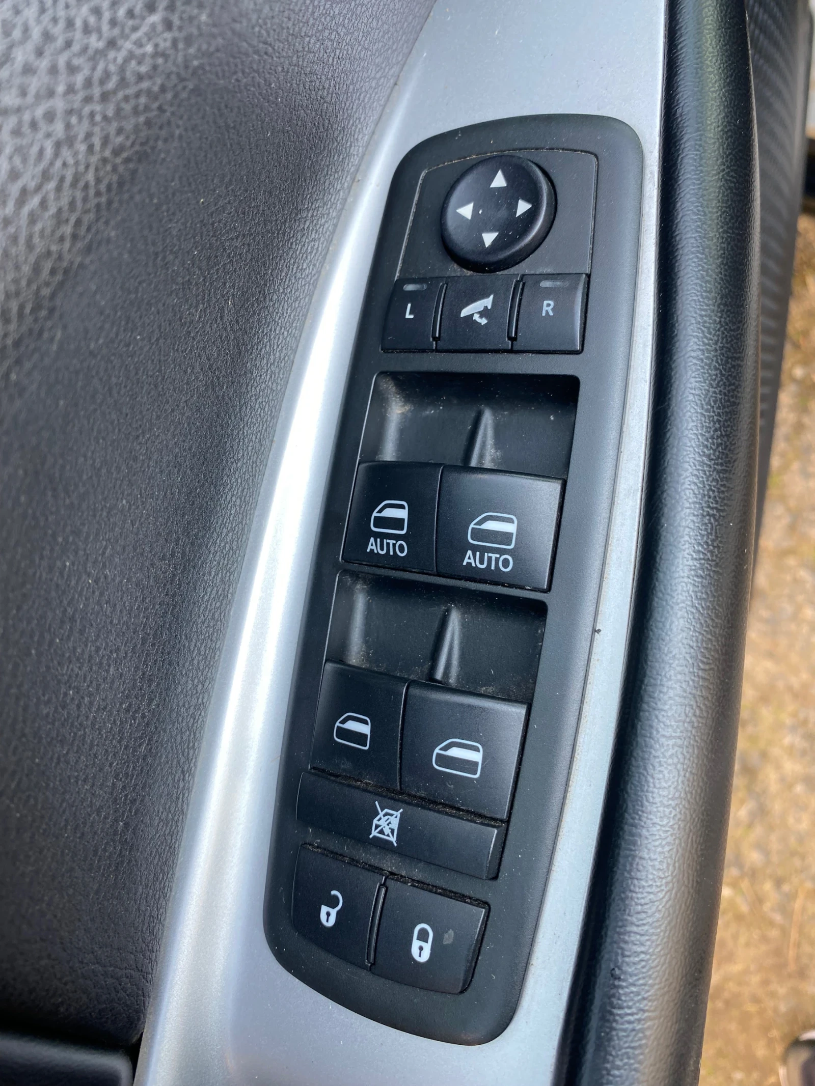 Fiat Freemont 2.0M-JET 170 к.с. 4х4 7 места, снимка 16 - Автомобили и джипове - 55021314
