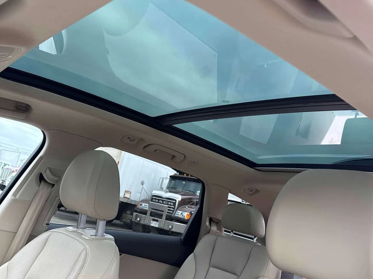 Audi Q7 3.0T Progressiv| ОБДУХВАНЕ| ПАНОРАМА| 360| ПОДГРЕВ, снимка 15 - Автомобили и джипове - 53963202