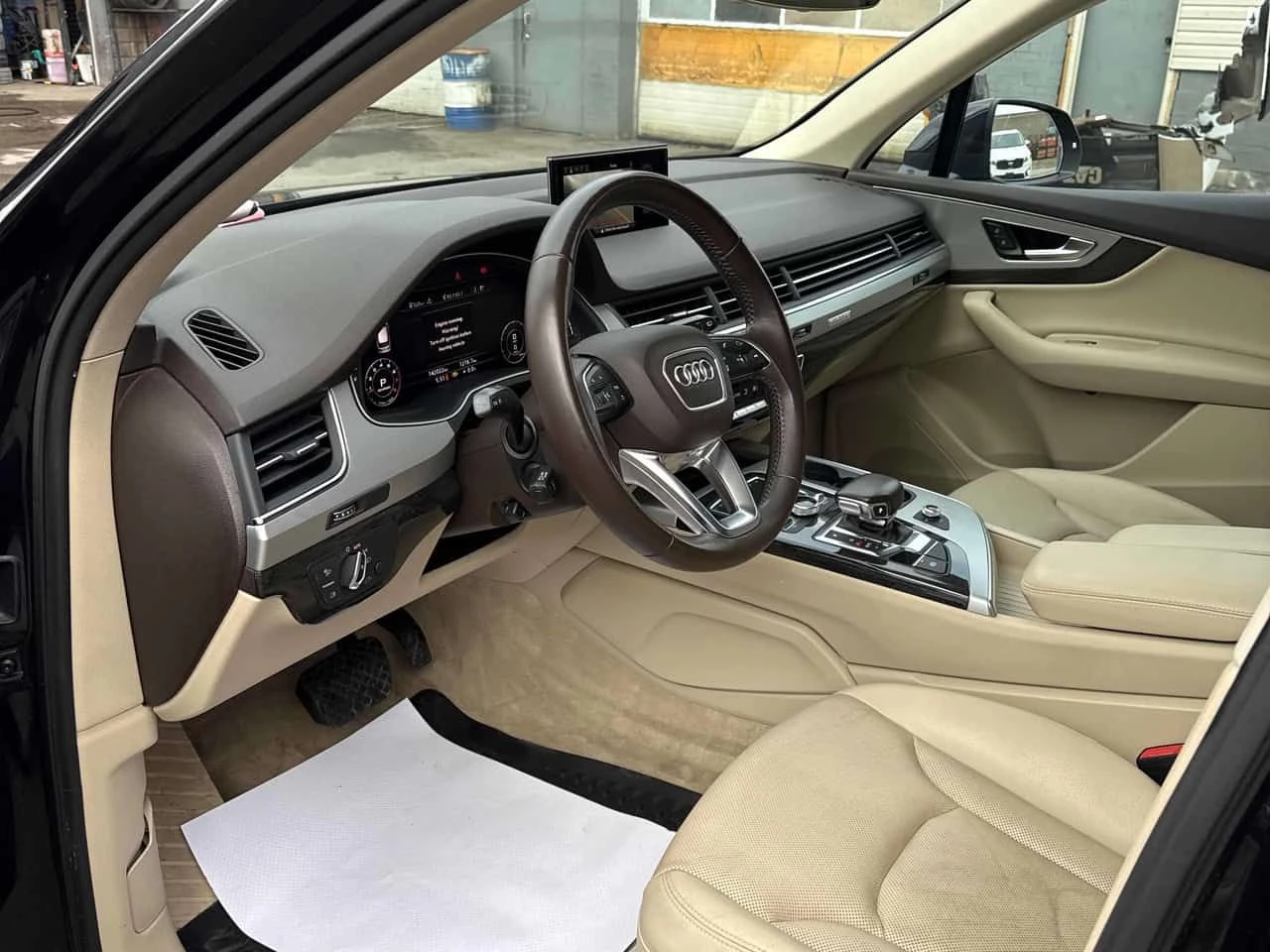 Audi Q7 3.0T Progressiv| ОБДУХВАНЕ| ПАНОРАМА| 360| ПОДГРЕВ, снимка 5 - Автомобили и джипове - 53963202