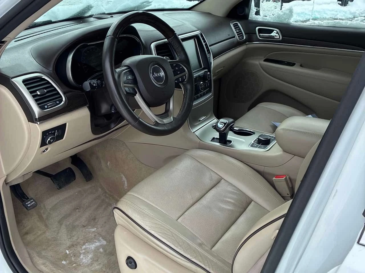 Jeep Grand cherokee * Overland * CARFAX * ЦЕНА ДО БГ, снимка 14 - Автомобили и джипове - 53997523