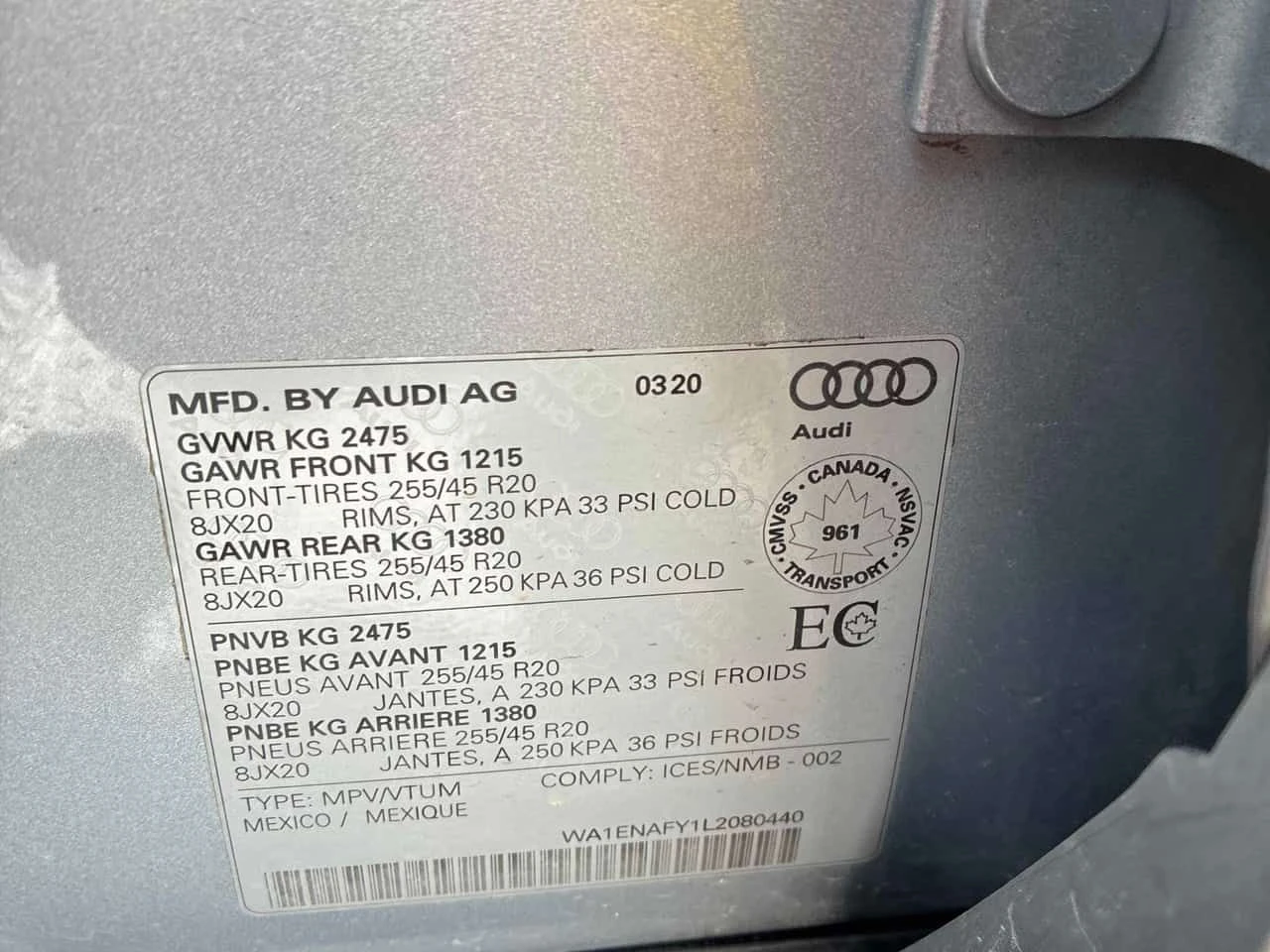 Audi Q5 * PROGRESSIV * ПАНО * ПОДГРЕВИ * KEYLESS * CARFAX, снимка 14 - Автомобили и джипове - 54568892