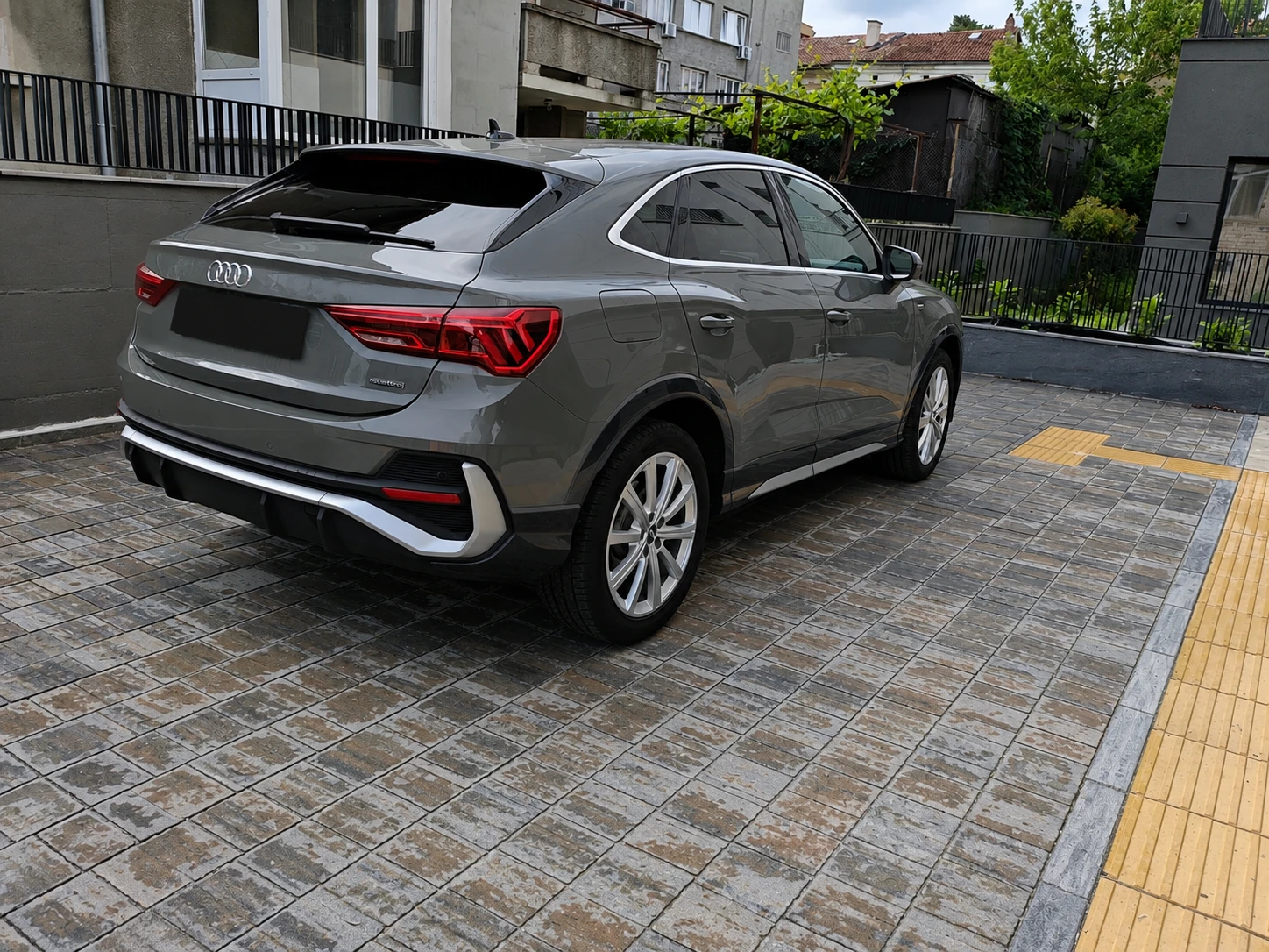 Audi Q3 Sportback 2.0tfsi | Mobile.bg � ����������� 6