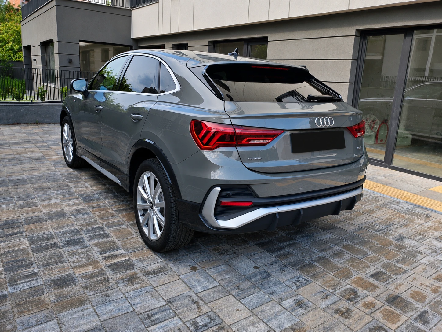 Audi Q3 Sportback 2.0tfsi | Mobile.bg � ����������� 8