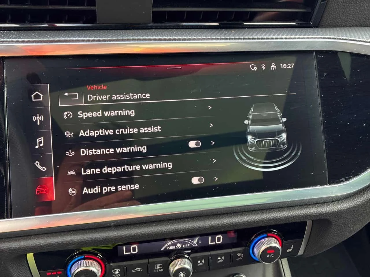 Audi Q3  Progressiv /MATRIX/DISTRONIC/АВТОКРЕДИТ, снимка 14 - Автомобили и джипове - 54761460