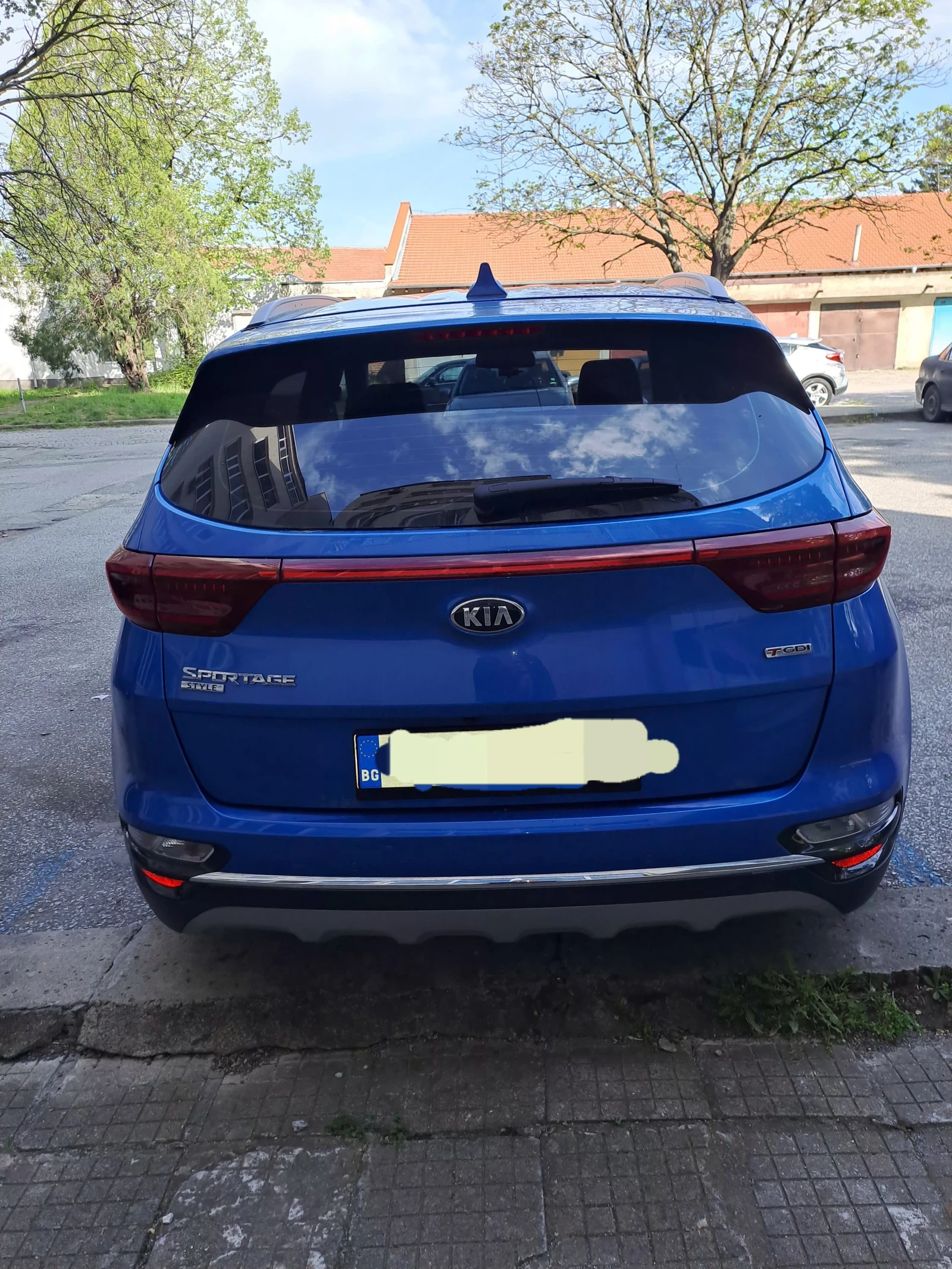 Kia Sportage, снимка 3 - Автомобили и джипове - 55006175