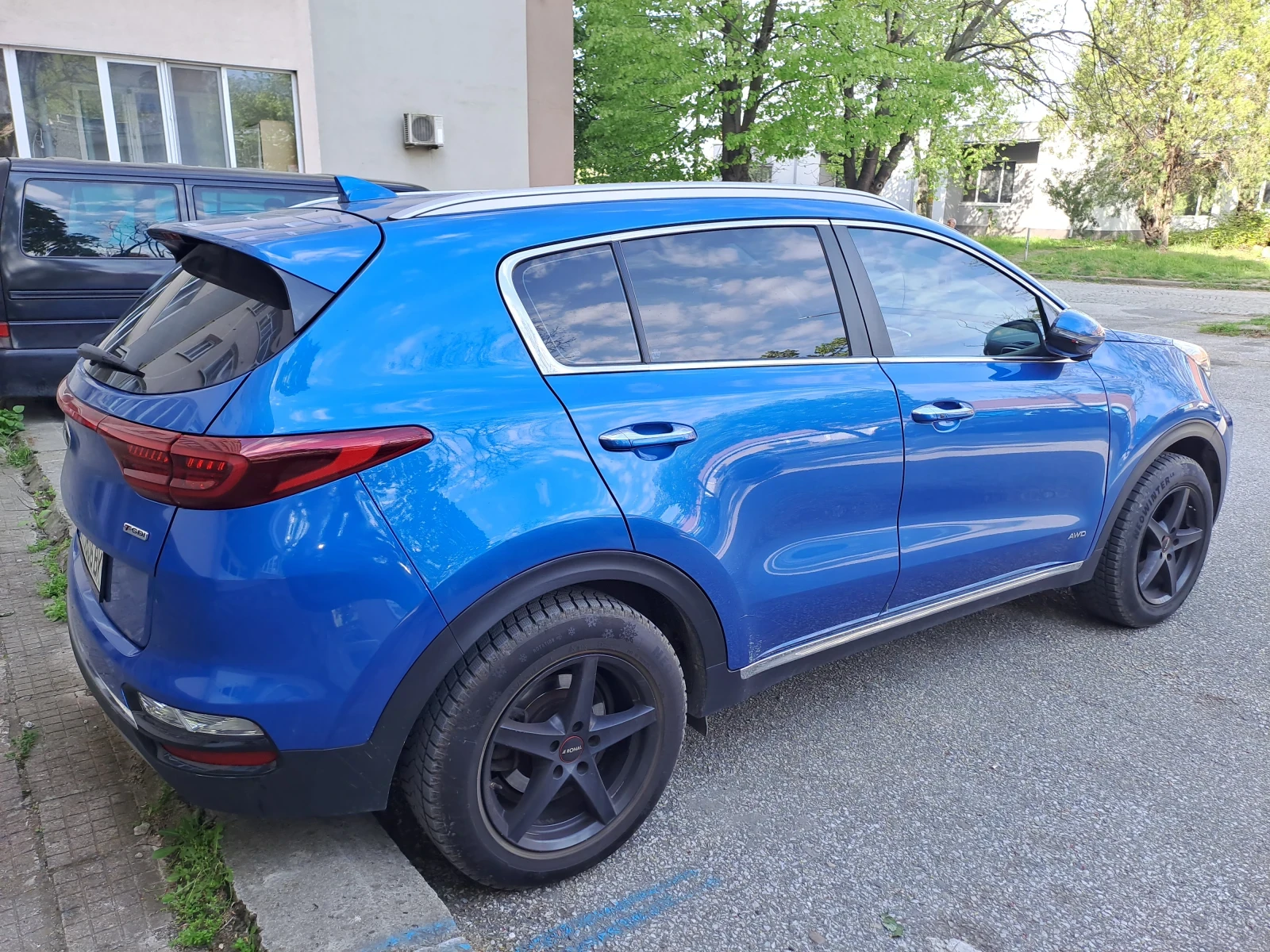Kia Sportage, снимка 2 - Автомобили и джипове - 55006175