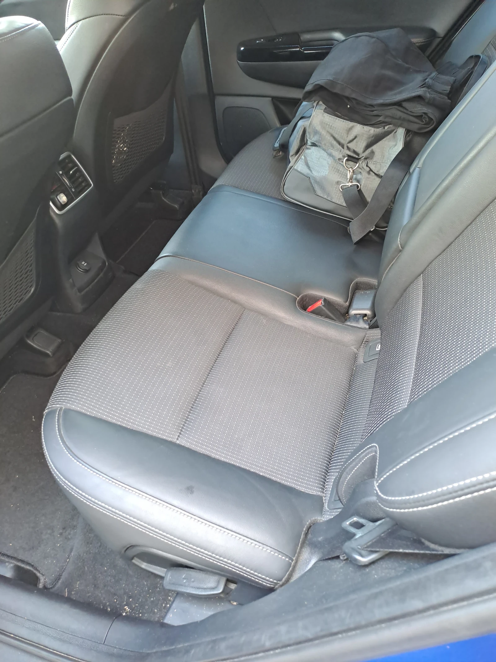 Kia Sportage, снимка 8 - Автомобили и джипове - 55006175