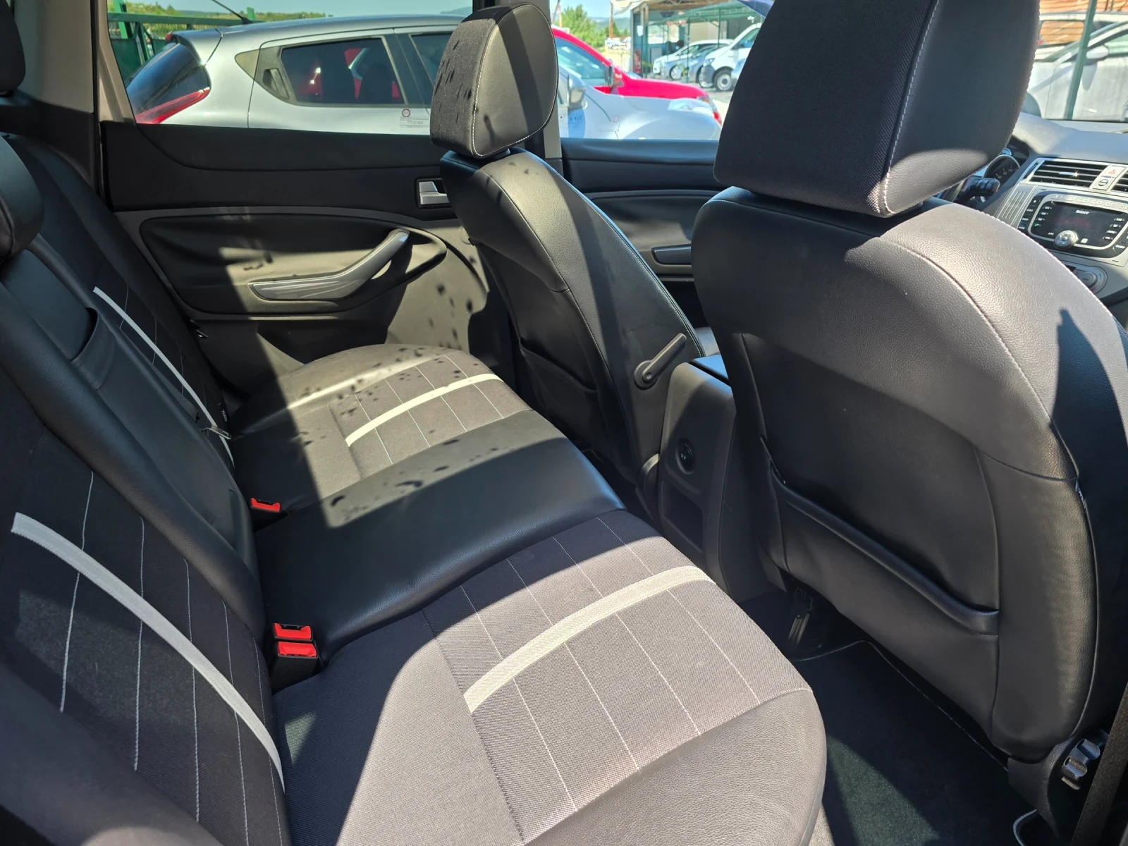 Ford Kuga 2.0TDCi-4x4= Titanium, снимка 13 - Автомобили и джипове - 55473427