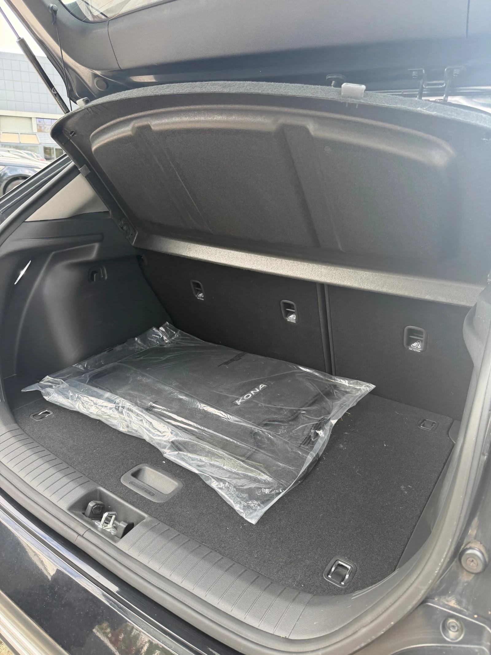 Hyundai Kona Electric 64kwh, снимка 8 - Автомобили и джипове - 56533628