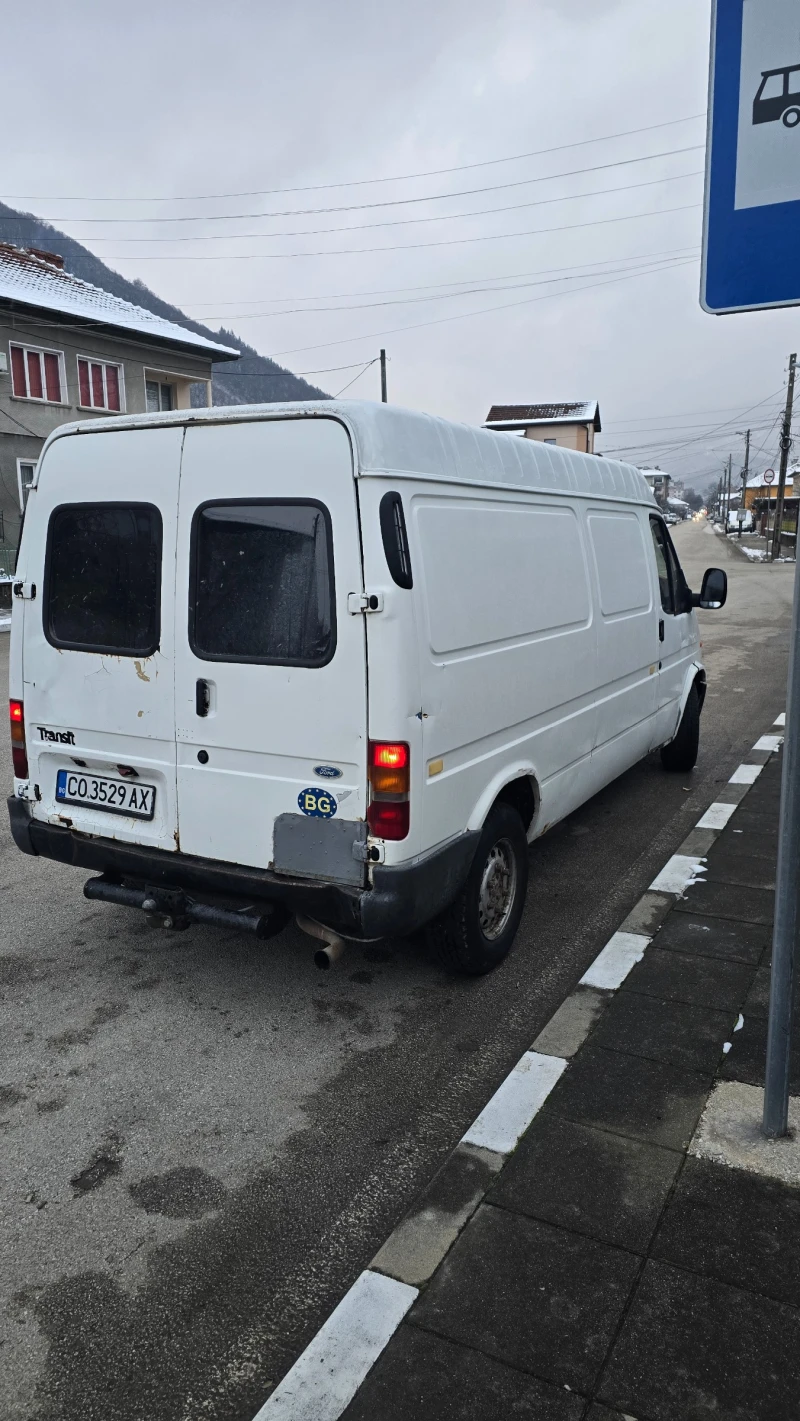 Ford Transit 2.5Д, снимка 10 - Бусове и автобуси - 48692453