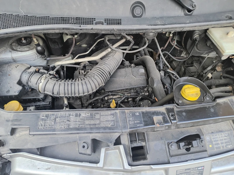 Renault Master 125 dci, снимка 13 - Бусове и автобуси - 52627555