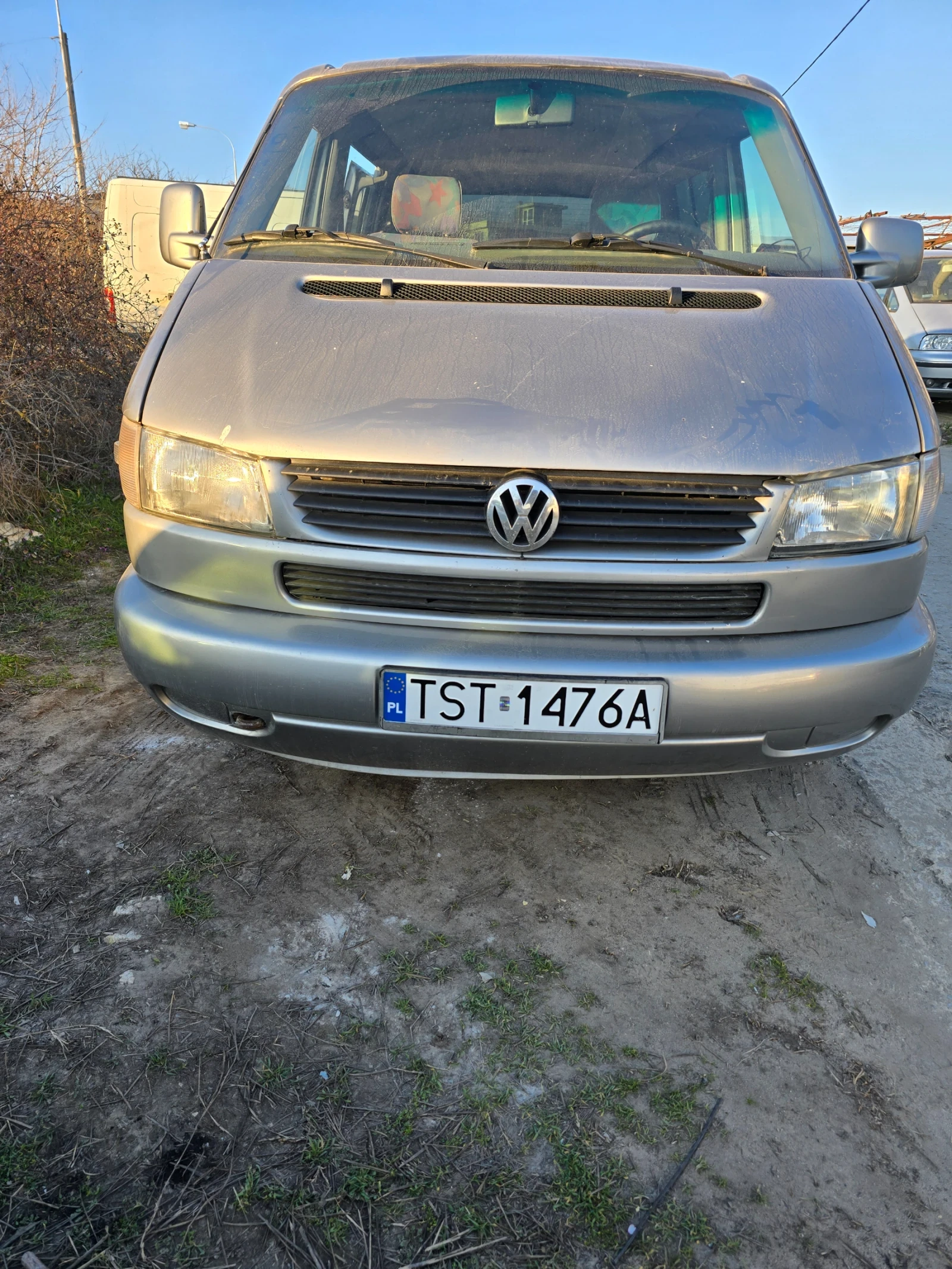 VW Caravelle 2.5