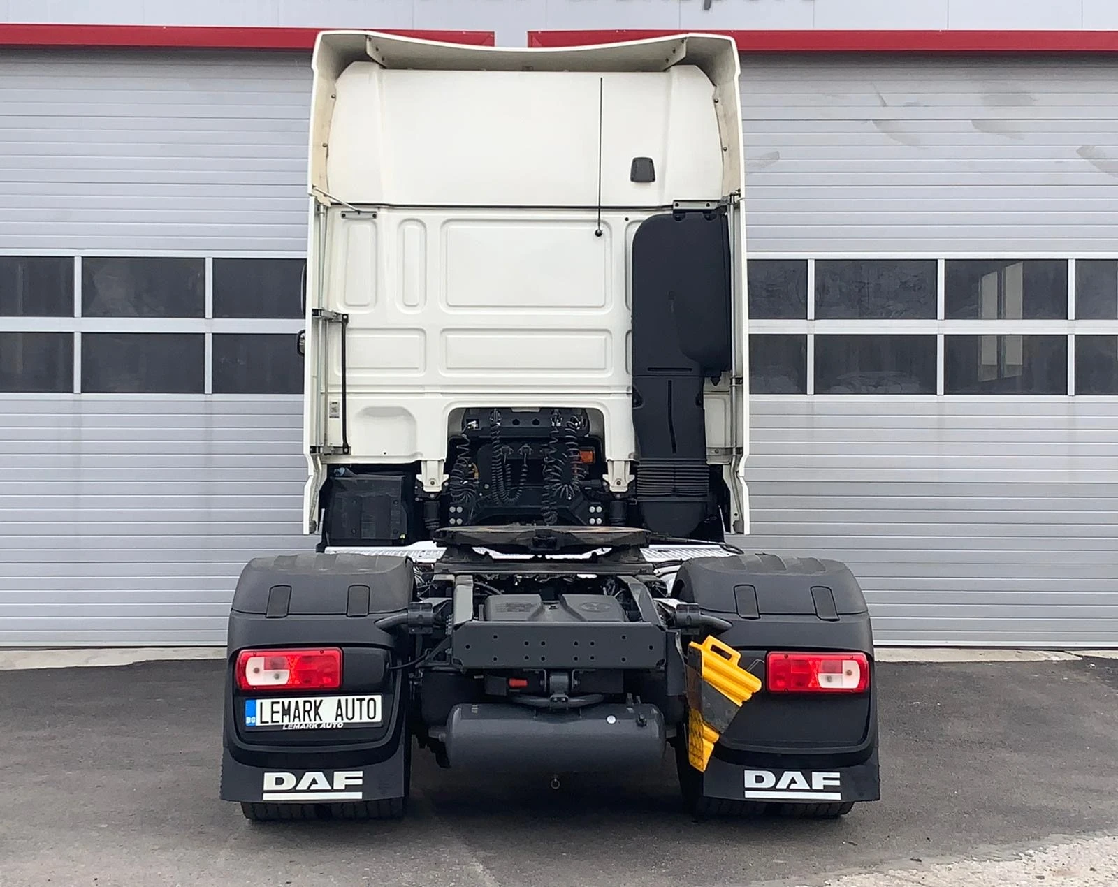 Daf XF 106 SUPERSPACE CAP AUTOMATIK RETARDER EVRO 6 ЛИЗИН, снимка 8 - Камиони - 55249375
