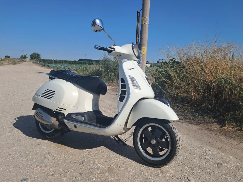 Vespa GTS 300ie, снимка 6 - Мотоциклети и мототехника - 52076022