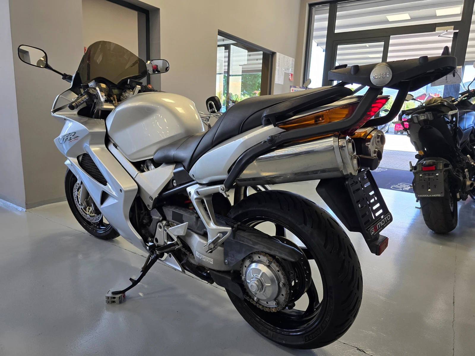 Honda Vfr 800ie, V-Tec, 120к.с., 2003г. - изображение 4