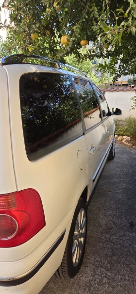 VW Sharan 2.0 TDI, снимка 13