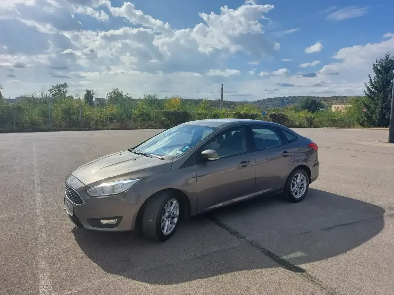 Ford Focus Eco boost, снимка 1 - Автомобили и джипове - 47395543