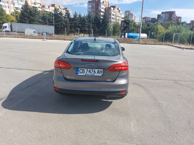 Ford Focus Eco boost, снимка 5 - Автомобили и джипове - 47395543