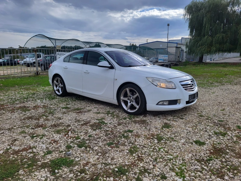 Opel Insignia 1.6T, снимка 7 - Автомобили и джипове - 47549545