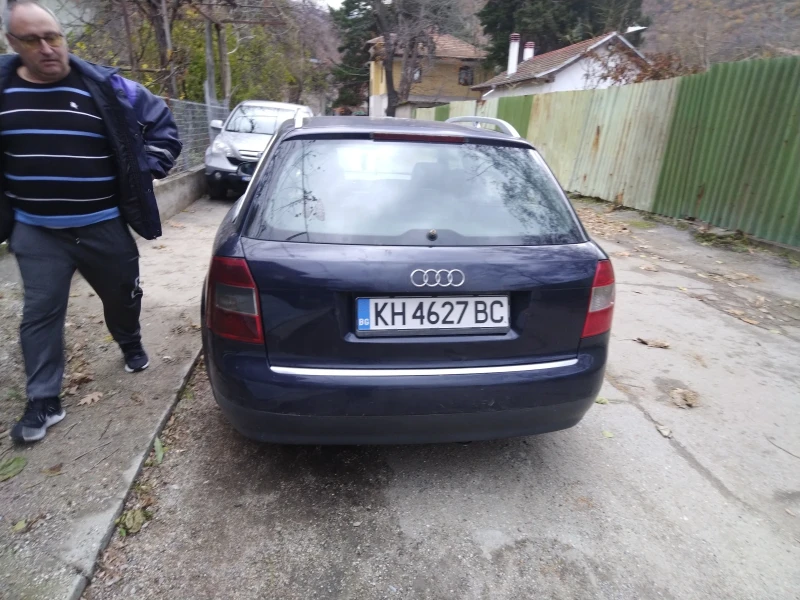 Audi A4, снимка 2 - Автомобили и джипове - 48068137