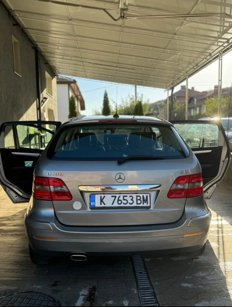 Mercedes-Benz B 180, снимка 3 - Автомобили и джипове - 48453595