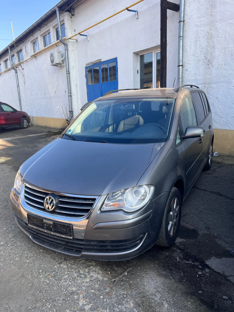 VW Touran, снимка 3 - Автомобили и джипове - 48669814