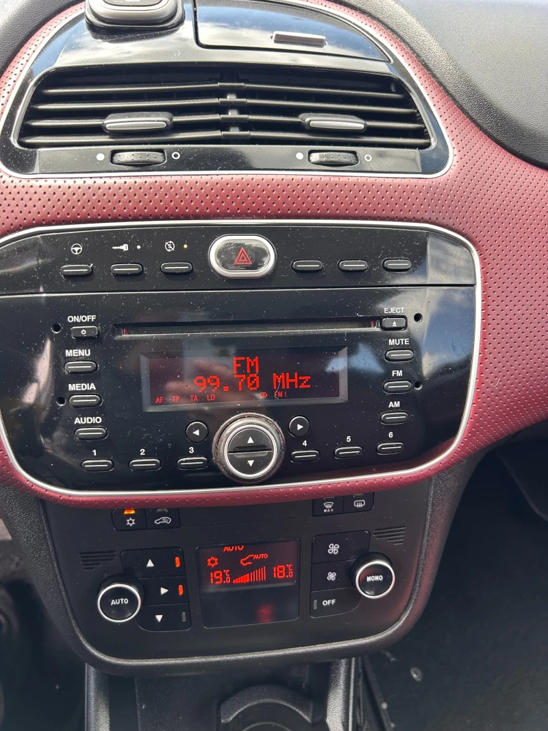 Fiat Punto 1.3MJET EURO 5, снимка 12 - Автомобили и джипове - 50460546