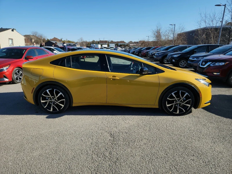 Toyota Prius XSE Plug In Hybrid, снимка 3 - Автомобили и джипове - 52378079