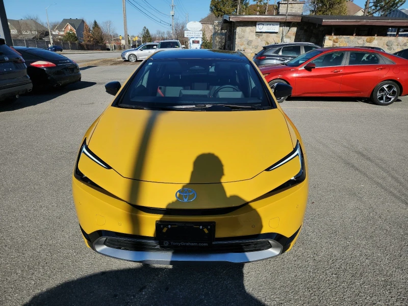 Toyota Prius XSE Plug In Hybrid, снимка 2 - Автомобили и джипове - 52378079