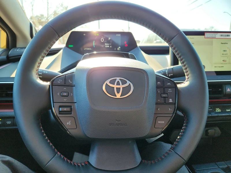 Toyota Prius XSE Plug In Hybrid, снимка 6 - Автомобили и джипове - 52378079