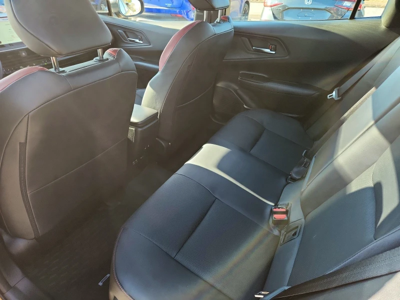 Toyota Prius XSE Plug In Hybrid, снимка 14 - Автомобили и джипове - 52378079