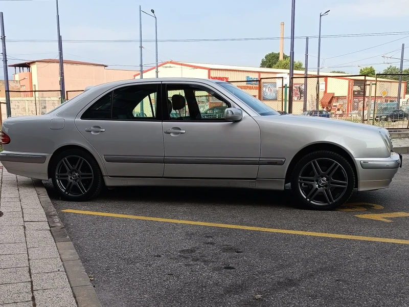 Mercedes-Benz E 320 W210 4matic , снимка 4 - Автомобили и джипове - 52168146
