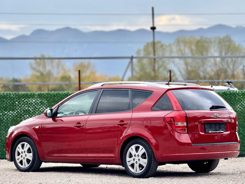 Kia Ceed 1.4i КЛИМАТИК, снимка 5 - Автомобили и джипове - 52148500