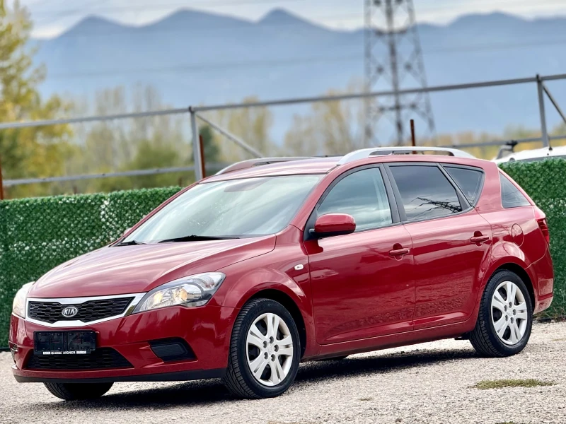 Kia Ceed 1.4i КЛИМАТИК, снимка 3 - Автомобили и джипове - 52148500
