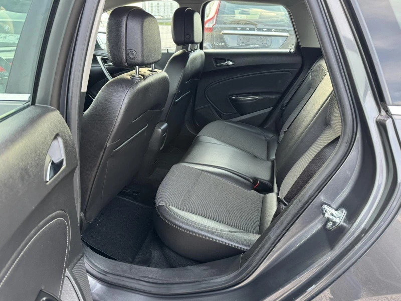 Opel Astra 1.6I, снимка 8 - Автомобили и джипове - 52469425