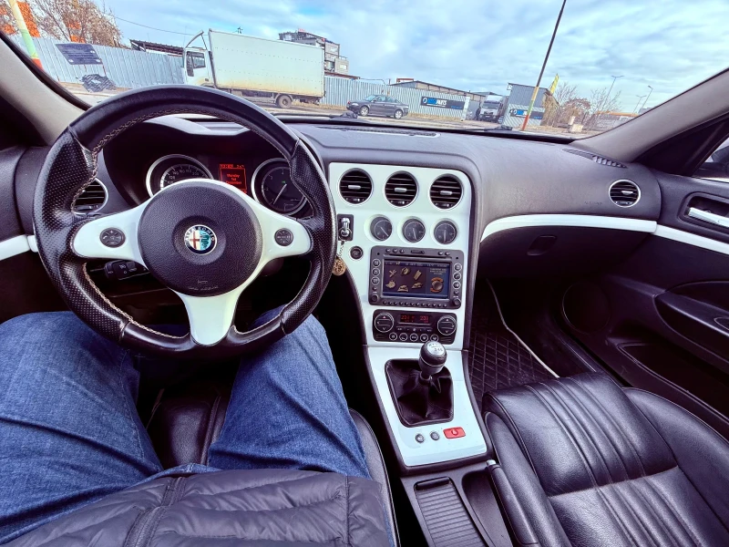 Alfa Romeo 159 1, 9 JTDm 16v, снимка 12 - Автомобили и джипове - 52618230