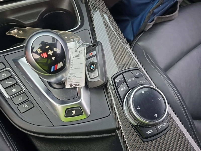 BMW M4 * CARFAX* ОПЦИЯ ЗА ФИНАНСИРАНЕ* , снимка 14 - Автомобили и джипове - 52813027