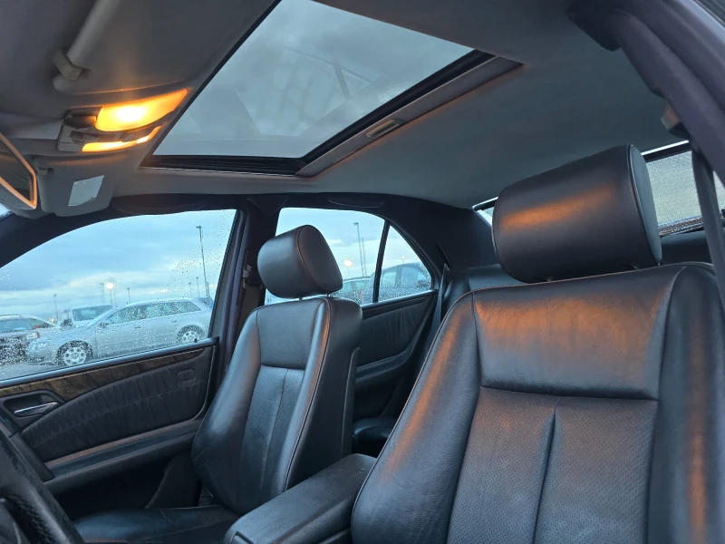 Mercedes-Benz E 300 TD AVANTGARDE ОТЛИЧНО СЪСТОЯНИЕ